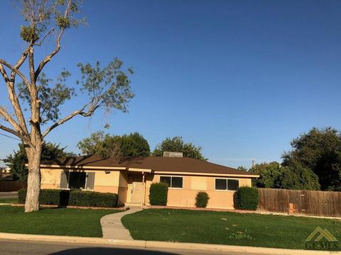 370 Maple St, Shafter, CA 93263 photo 1