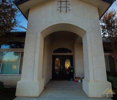 15749 Screaming Eagle Ave, Bakersfield, CA 93314 photo 2