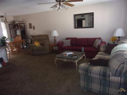 551 Front St, Taft, CA 93268 photo 7