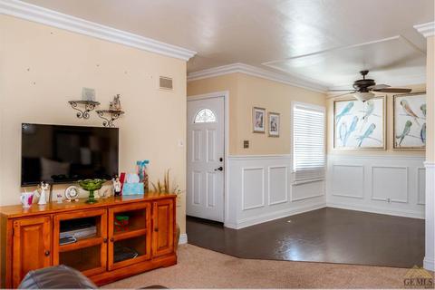 1908 Wilson Rd, Bakersfield, CA 93304 photo 5