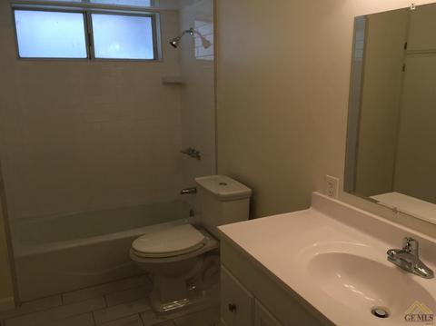 151 North St, Taft, CA 93268 photo 10