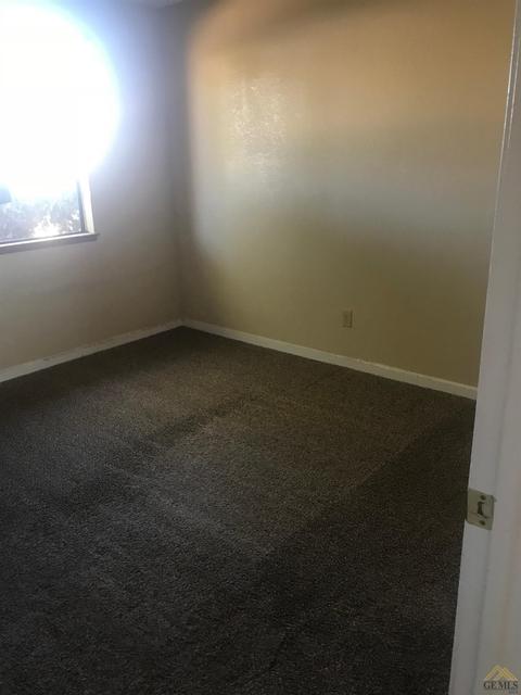21700 San Gabriel Dr, Tehachapi, CA 93561 photo 6