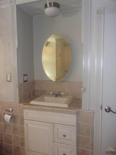 404 Pierce St, Taft, CA 93268 photo 17