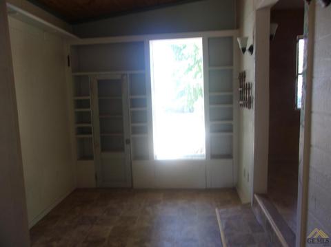 404 Pierce St, Taft, CA 93268 photo 6