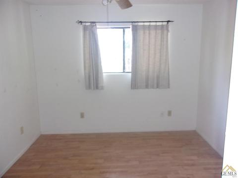 404 Pierce St, Taft, CA 93268 photo 23