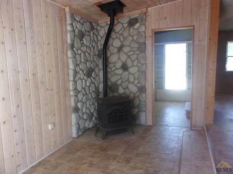 404 Pierce St, Taft, CA 93268 photo 8