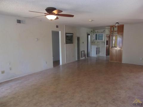 404 Pierce St, Taft, CA 93268 photo 5