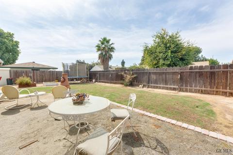 223 Oak Ct, Shafter, CA 93263 photo 25