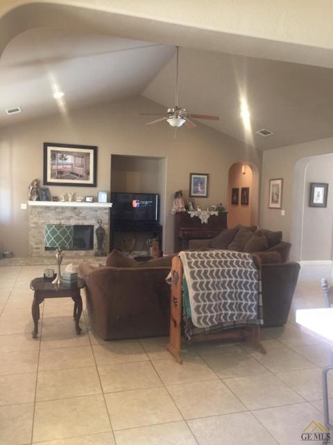 512 Butte Ct, Shafter, CA 93263 photo 7