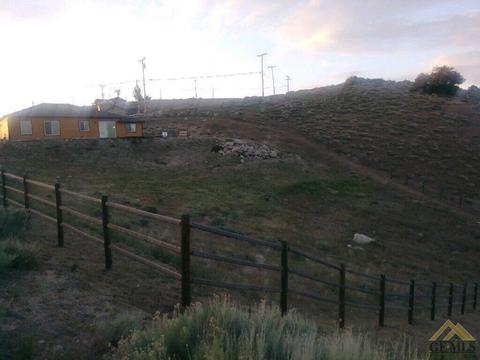 23550 El Rancho Dr, Tehachapi, CA 93561 photo 7
