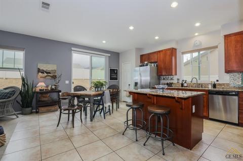 906 Aleah Ln, Tehachapi, CA 93561 photo 7