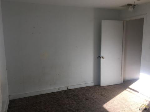 428 Eastern Ave, Taft, CA 93268 photo 14