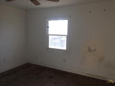428 Eastern Ave, Taft, CA 93268 photo 12