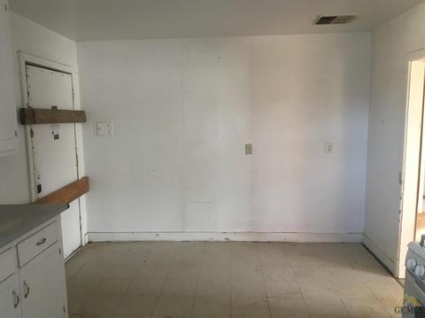 428 Eastern Ave, Taft, CA 93268 photo 8
