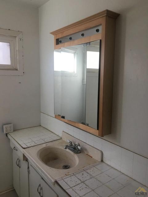 428 Eastern Ave, Taft, CA 93268 photo 20