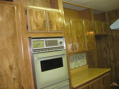 712 45th St, Bakersfield, CA 93301 photo 5