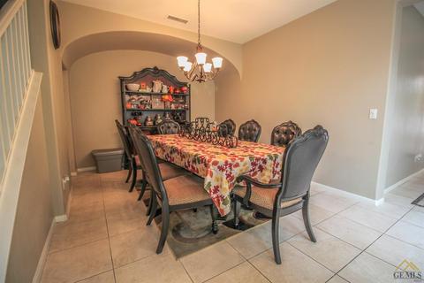 9904 Riata Ln, Bakersfield, CA 93306 photo 7