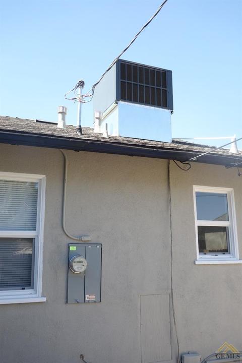 340 Wetherley Dr, Bakersfield, CA 93309 photo 18
