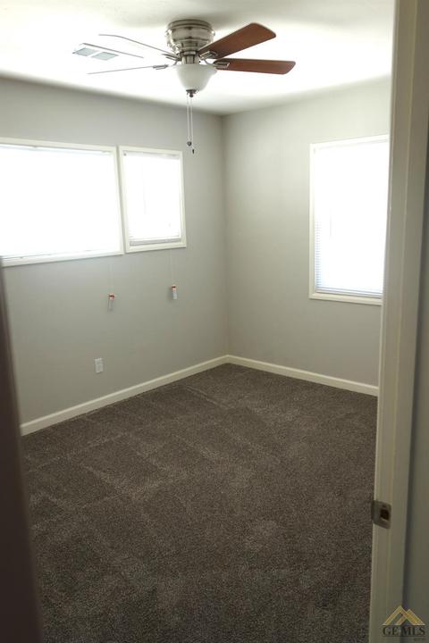 340 Wetherley Dr, Bakersfield, CA 93309 photo 13