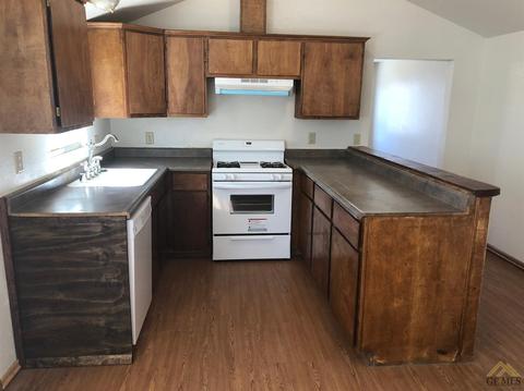 111 Harrison St, Taft, CA 93268 photo 7