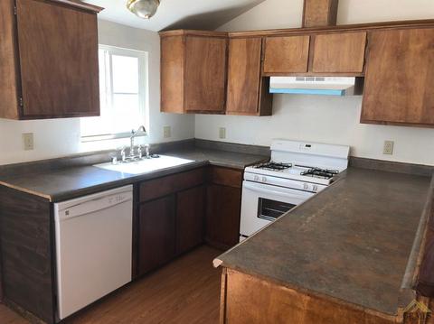 111 Harrison St, Taft, CA 93268 photo 6