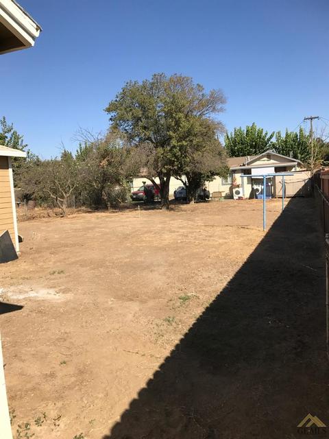 11413 Pierce Dr, Lamont, CA 93241 photo 14