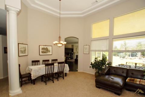 13605 Providence Pl, Bakersfield, CA 93314 photo 4