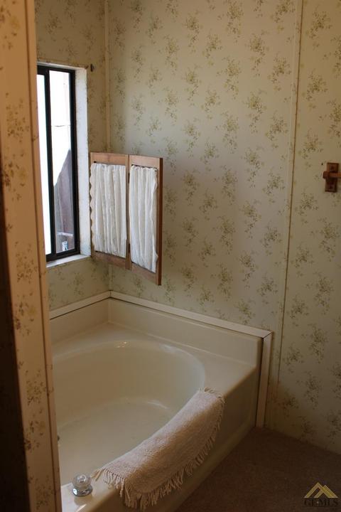 138 Ivey Ln, Bodfish, CA 93205 photo 9