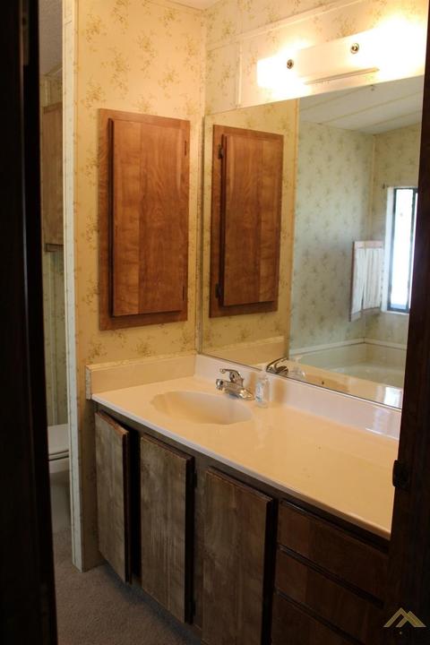 138 Ivey Ln, Bodfish, CA 93205 photo 8