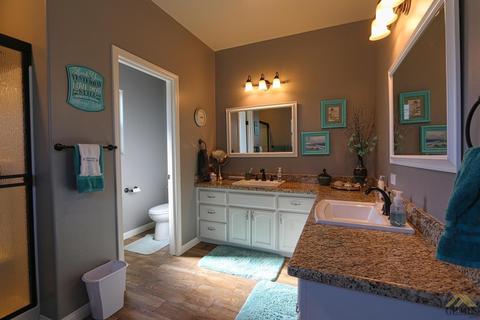17121 Bold Venture Dr, Tehachapi, CA 93561 photo 10