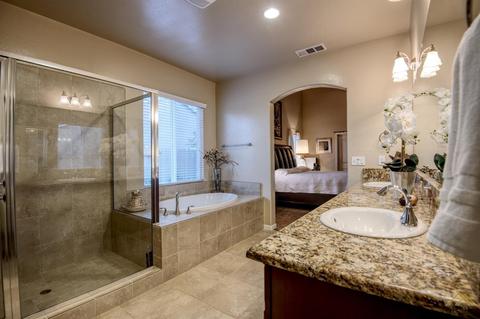 5718 Samuelson St, Bakersfield, CA 93313 photo 7