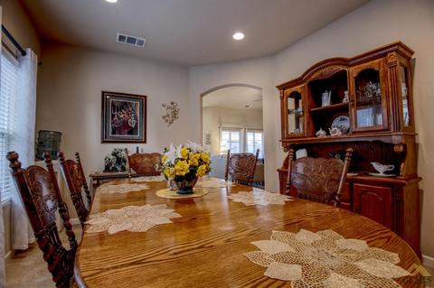 5718 Samuelson St, Bakersfield, CA 93313 photo 8