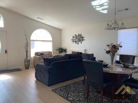 9324 Whitman Ave, Bakersfield, CA 93311 photo 5