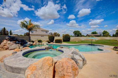 16570 Barton Ln, Bakersfield, CA 93314 photo 2