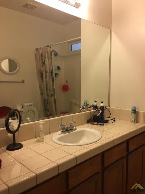 3001 Eagle Valley Pl, Bakersfield, CA 93313 photo 7