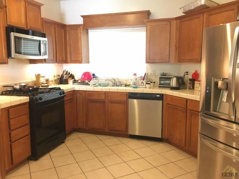 3001 Eagle Valley Pl, Bakersfield, CA 93313 photo 2