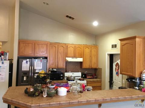 1909 E Planz Rd, Bakersfield, CA 93307 photo 4