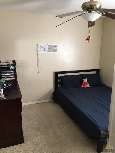 1909 E Planz Rd, Bakersfield, CA 93307 photo 8