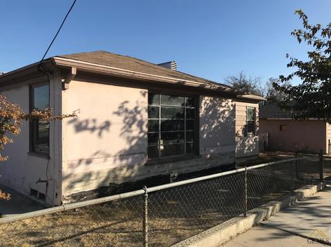 300 Tyler St, Taft, CA 93268 photo 2