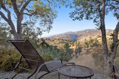 30401 Drake Ct, Tehachapi, CA 93561 photo 3