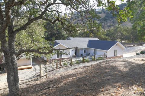 30401 Drake Ct, Tehachapi, CA 93561 photo 1