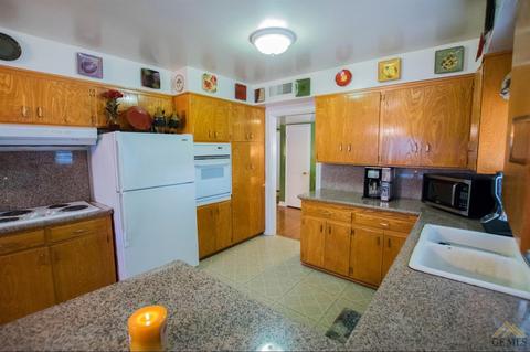 454 Plumtree Dr, Arvin, CA 93203 photo 11