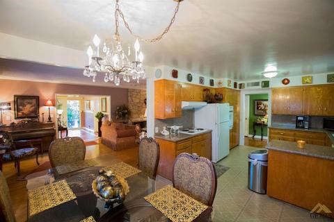 454 Plumtree Dr, Arvin, CA 93203 photo 8