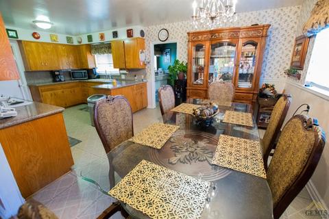 454 Plumtree Dr, Arvin, CA 93203 photo 9
