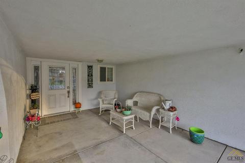 3208 Pendleton Ct, Bakersfield, CA 93309 photo 5