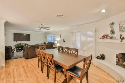 3208 Pendleton Ct, Bakersfield, CA 93309 photo 12