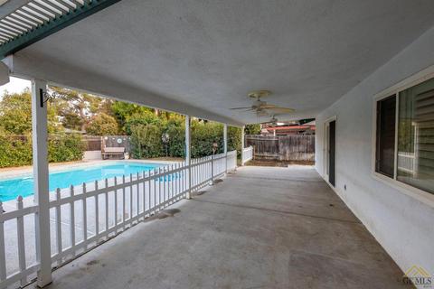 3208 Pendleton Ct, Bakersfield, CA 93309 photo 17