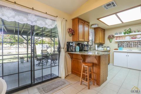 28300 Preakness Dr, Tehachapi, CA 93561 photo 13