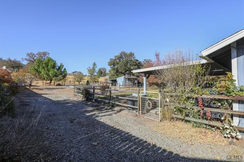 28300 Preakness Dr, Tehachapi, CA 93561 photo 7