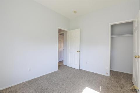 1029 Green St, Tehachapi, CA 93561 photo 9